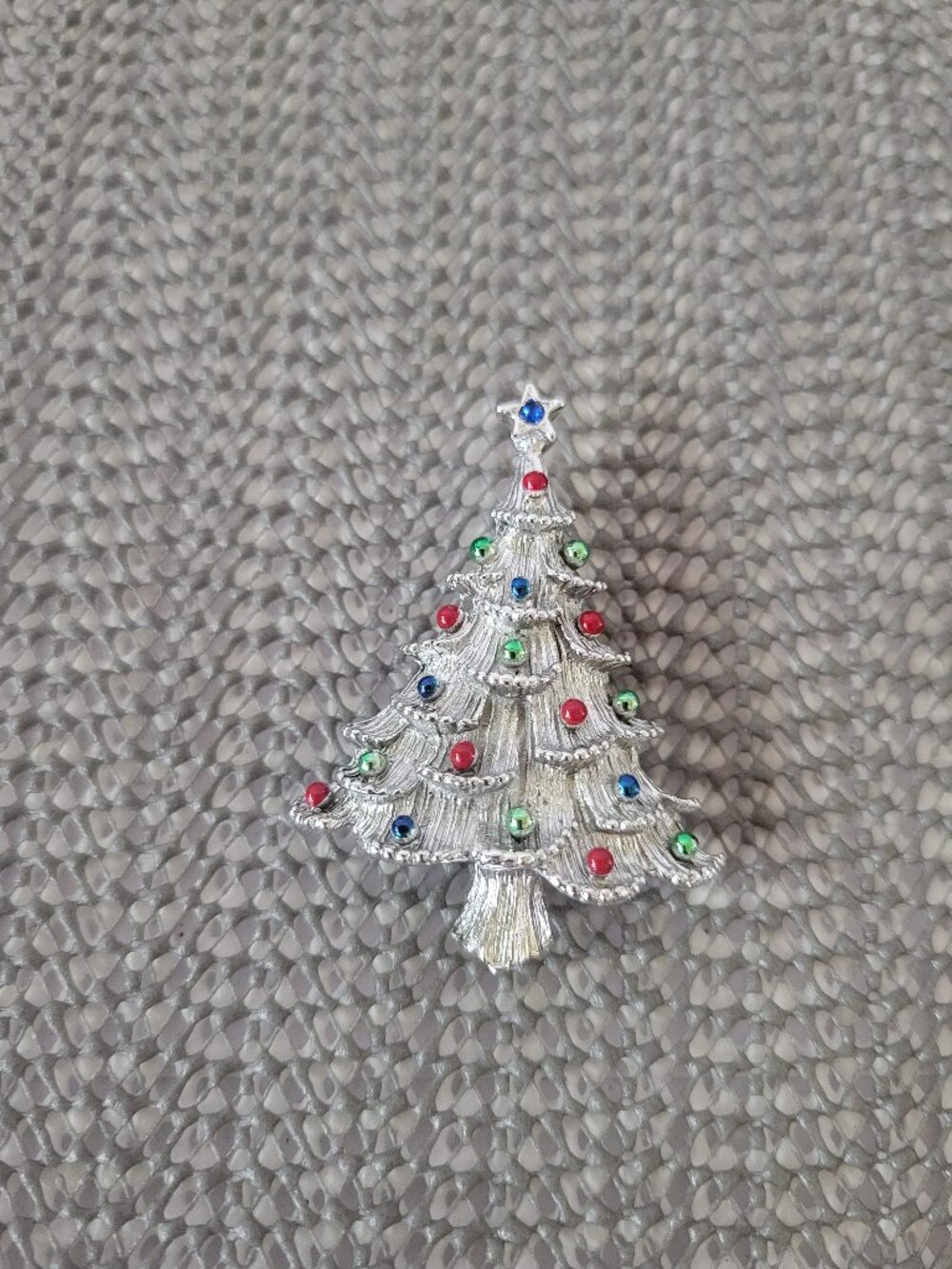Vintage Signed Gerry's Silver Tone Christmas Tree Brooch Pin Multi-Color Enamel